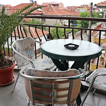 Πανσιόν Kostadinovi Ράβντα