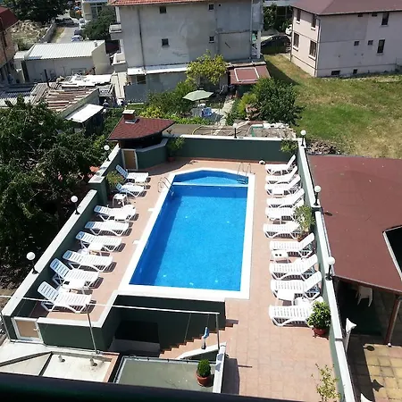 Guest house Kostadinovi Ravda