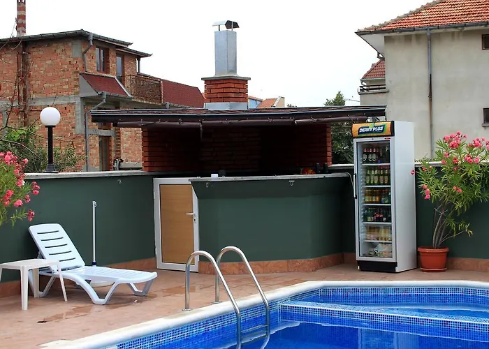 Kostadinovi Pensión Ravda