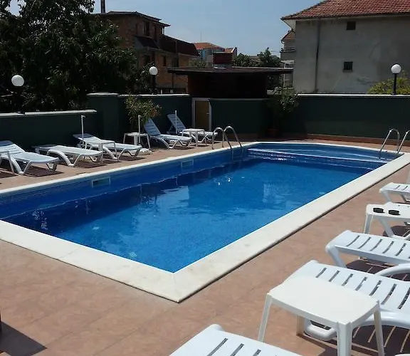 Pensión Kostadinovi 3*