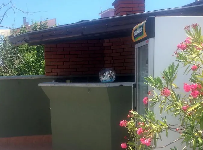 Pensión Kostadinovi 3*